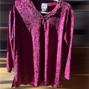 Vintage Elegant Velvet 3/4 sleeves Women's Top in Rich Burgundy